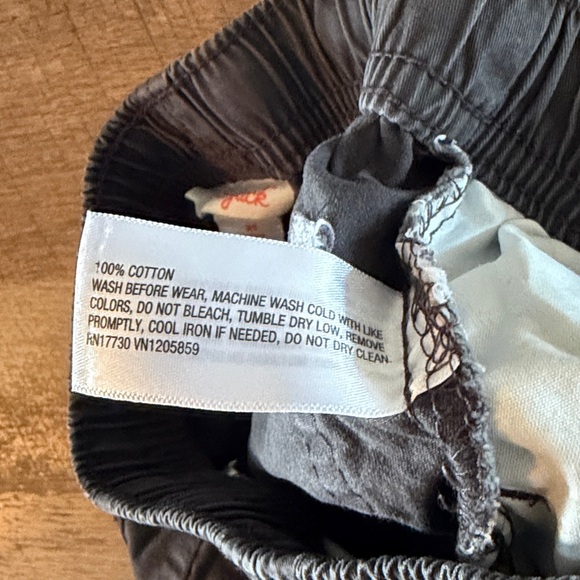 Gray Shorts - Picture 4 of 4